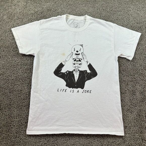 Spencers Puppy Teeth Studios Shirt Mens M Life Is A Joke Skull Sekelton FLAW - Picture 1 of 10